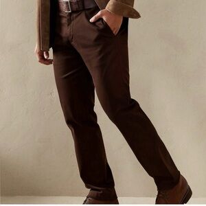 Banana Republic Aiden Slim Rapid Movement Burgundy Colored Chino.